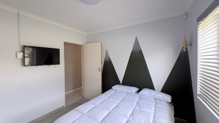 To Let 3 Bedroom Property for Rent in Capri Western Cape